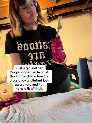 4 more days to grab a pink and blue tie dye and support ATOT before I take a fall break!! Tie dying is ALOT of work and this mama needs a break before bear season begins and I can finish prepping bears! 🫶🏼💕🩵🧸 #pregnancyloss #lossmom #grief #atouchofteddy #nonprofit