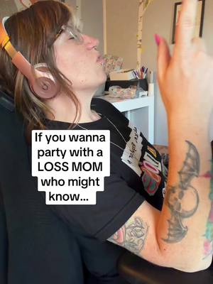 This song is on REPEAAAATTTT - but for real, if you wanna party with someone who might know - I got you, babe ❤️🧸🫶🏼 #lossmom #grief #pregnancyloss #atouchofteddy #lossmomclub