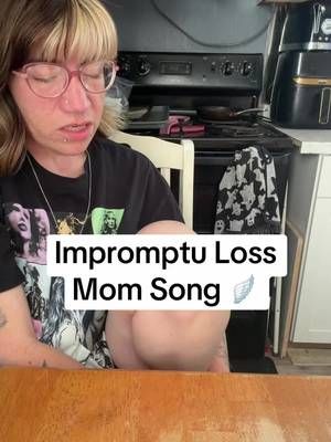 Impromptu Loss Mom Song 🪽🫶🏼🧸 #lossmom #pregnancyloss #grief
