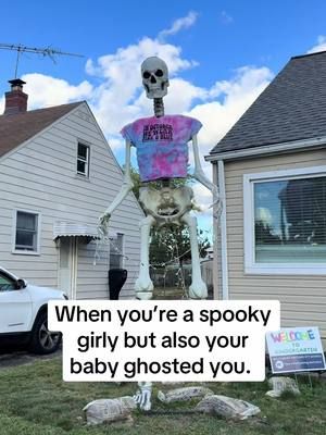 Skelly knows the vibes. Pink and blue forEVA! #pregnancyandinfantloss #pregnancyloss #atouchofteddy #nonprofit #lossmom